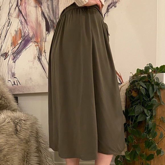 Simons’s Midi Skirt - Picture 2 of 9